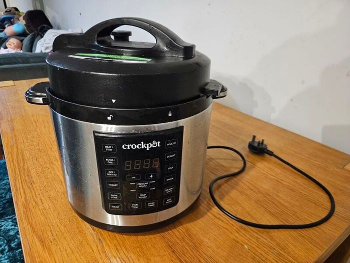 12 in 1 multi cooker crockpot express