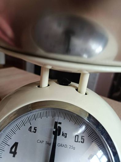 Vintage Style Flamant Mechanical Kitchen Scale