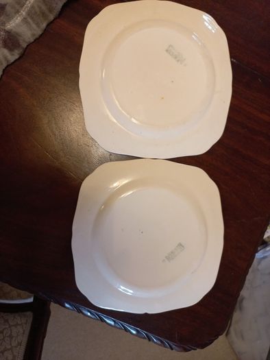 2 square Vintage Tunstall plates (sold as pair)