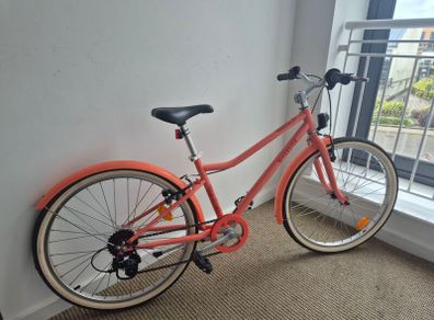 Girls bike