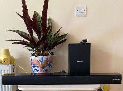 Sharp Soundbar & Subwoofer