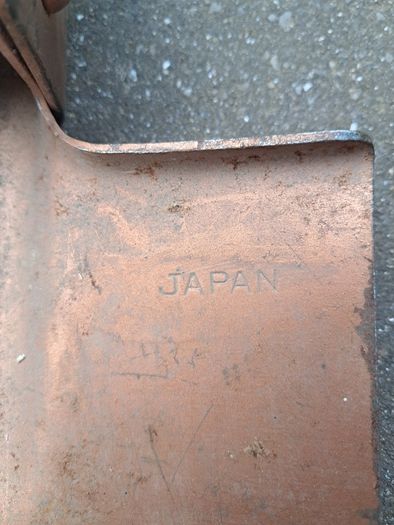 Japanese Folding Trench Shovel