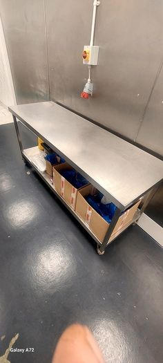 Stainless still tables