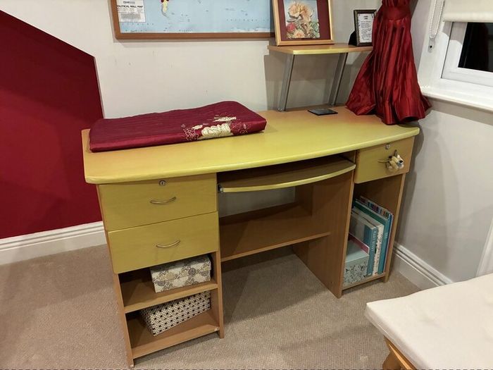 Desk