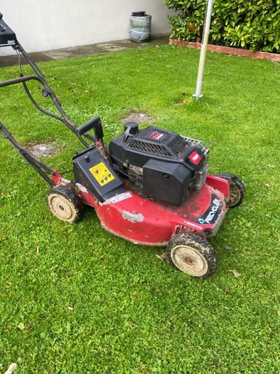Lawnmower I