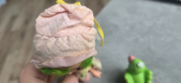 Lime Chiffon with Friend Parfait Parrot Strawberry Shortcake Doll Ccomplete outfit HTF AGC Kenner A.G.C same era as MLP G1 My Little Pony