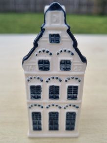 KLM Delft Blue ceramic collector's house number 17