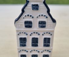 KLM Delft Blue ceramic collector's house number 17