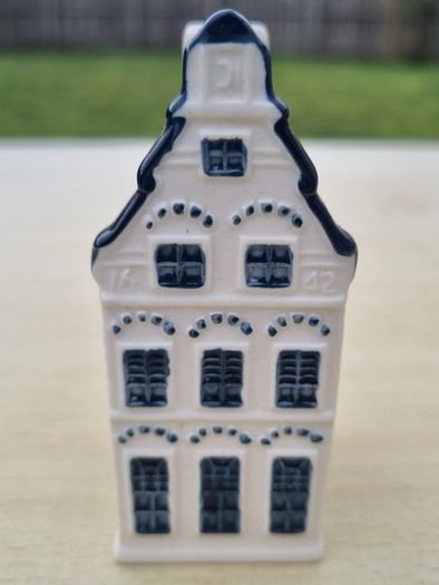 KLM Delft Blue ceramic collector's house number 17