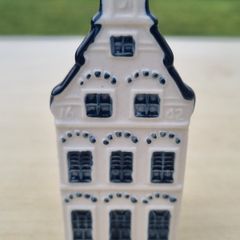 KLM miniature house from Delft Blue