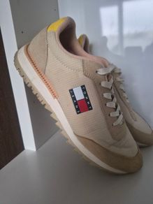 Tommy Hilfiger trainers