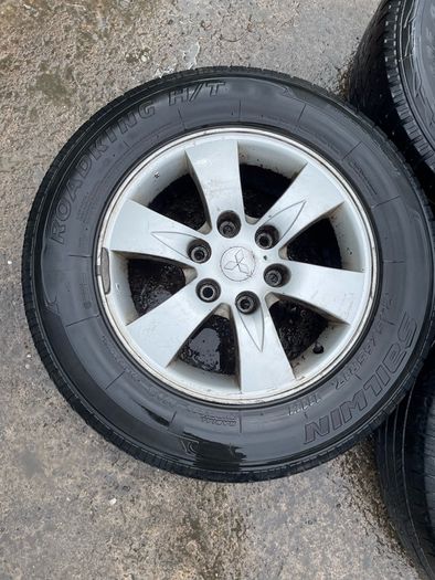 Mitsubishi Alloy Wheels R17