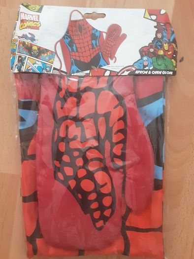 Marvel Comic Apron & Oven Glove  ..Final Price Drop