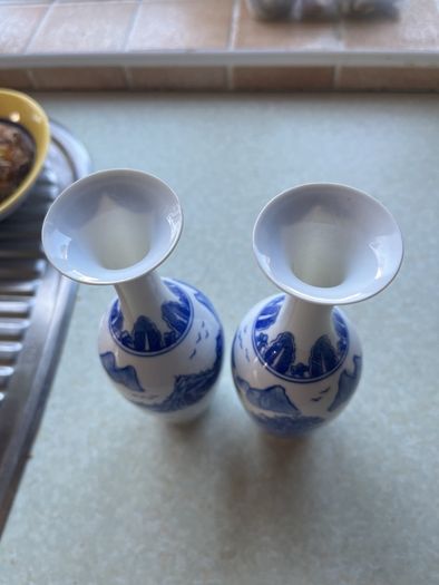 Chinese Pair Eggshell Porcelain Colbalt Blue/ White Elegant Vases