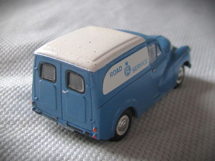 Diecast Model Morris Minor 1000 Van RAC - Collectable Oxford Diecast 1:43