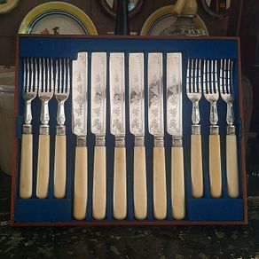 Victorian Silver-Plate 12-Pc Dinner Cutlery Set