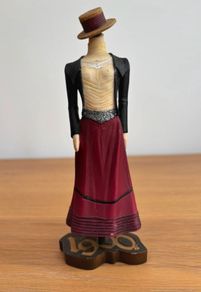 The Latest Thing (Collectable World Studios)