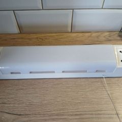 Bathroom Shaver Light