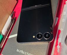 Galaxy Flip 7 FE