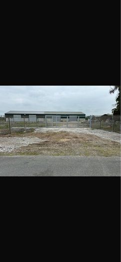Large shed storage and yard rental