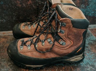 Aku Zenith II Goretex Hiking Boots 4.5