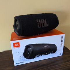 JBL Charge 5 Bluetooth Speaker