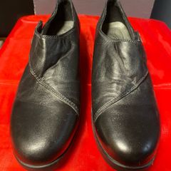 Ladies Shoes , Black Leather Shoes, Size 6
