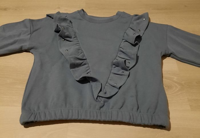 girls brand new blue frill sweatshirt size 10-11 years