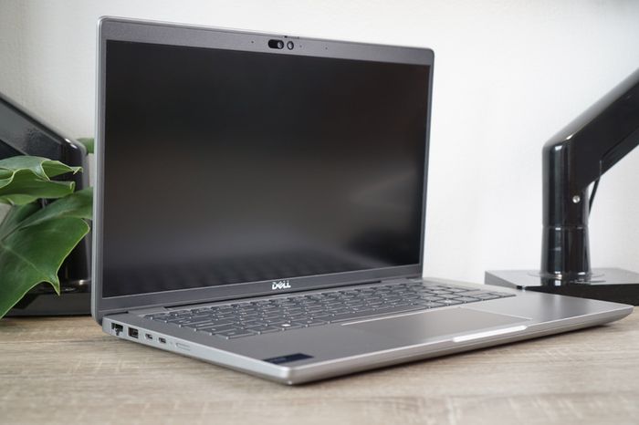 Dell Latitude 5450 | Core Ultra 5 | 16GB DDR5 | 512GB