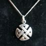 Vintage Sterling  Silver 925 Celtic Pendant Necklace: Celtic Shield Knot 3,6g L9,5" Image 7