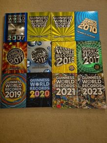 12 Guiness World Records Books