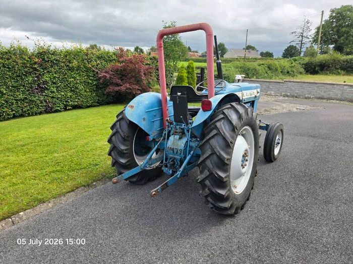 Ford 3000