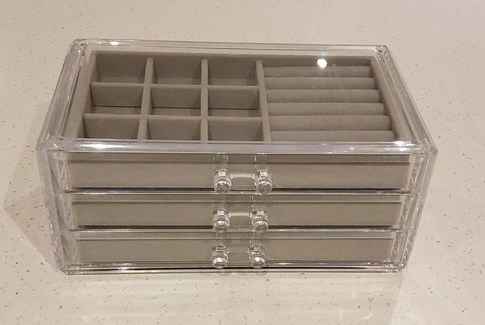 Jewellery Box with 3 Drawers - Grey Velvet Jewellery Organiser for Earring, Bangle, Bracelet, Necklace and Rings Storage