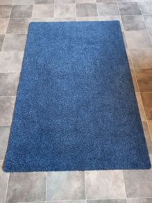 Small rubber backed non slip Rug 10 euro