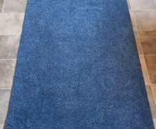 Small rubber backed non slip Rug 10 euro