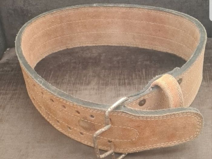 Weightlifting Belt
