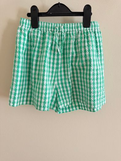 M&S  girls  green and white gingham shorts and top set. Age 11-12 years