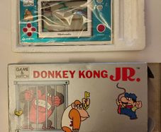 Nintendo Donkey Kong JR Game 1982 DJ-101. Like New.