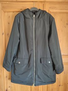 Size L reversible long jacket