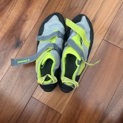 climbing shoe