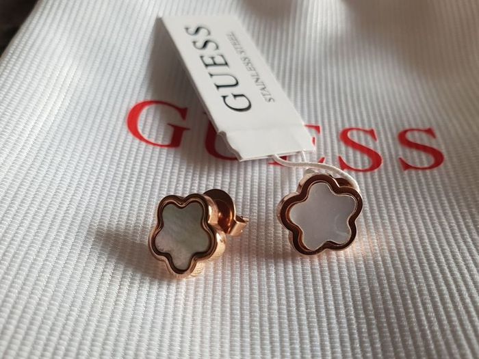 New Real Guess Earrings