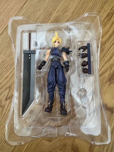 Full Collection of Final Fantasy VII action figures by Square Enix