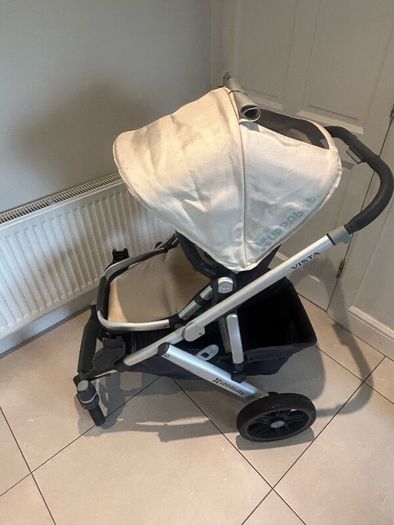 Travel system- baby