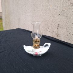 Rose porcelaine miniature oil lamp postage possible