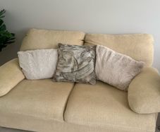 2 seater couch pull out bed