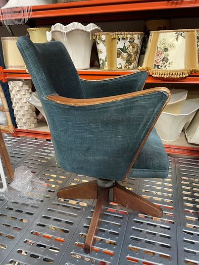 Antique swivel office desk chair