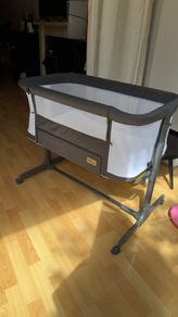baby cot