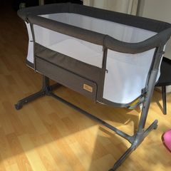 baby cot