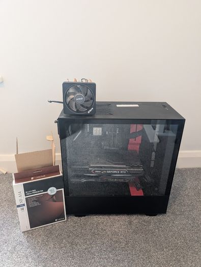 High-End Gaming PC (RTX 2070 Super Trio / Ryzen 7 3700X / 32GB RAM / X570)
