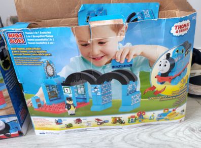Tomas the tank engine mega blocks
